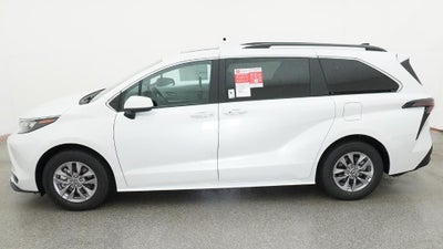 2026 Toyota Sienna XLE
