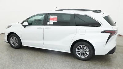 2026 Toyota Sienna XLE