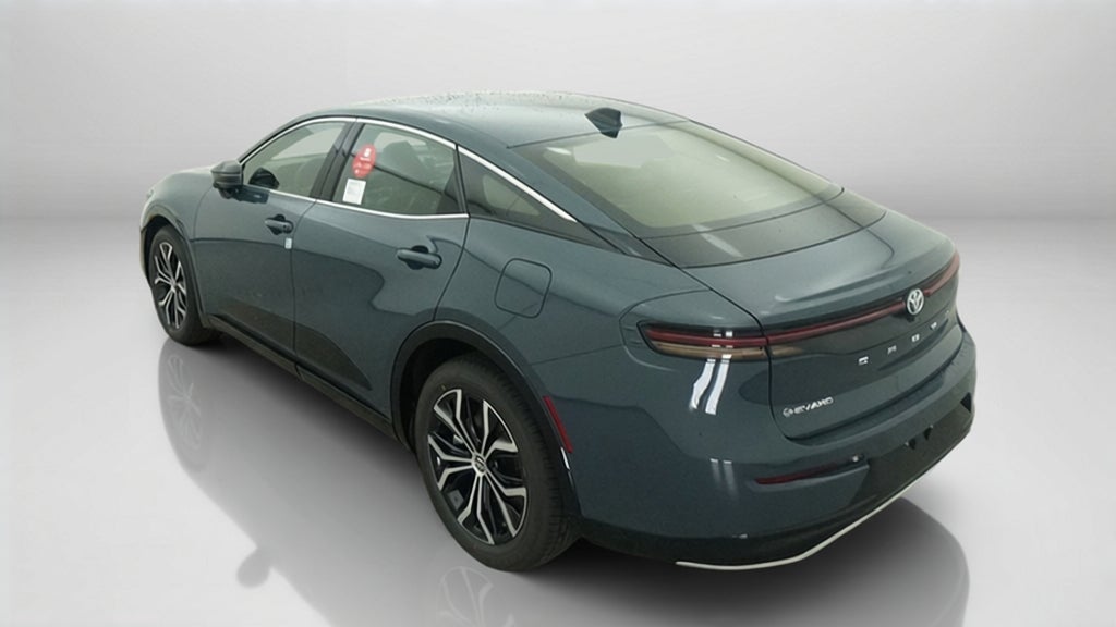 2027 Toyota Toyota Crown XLE