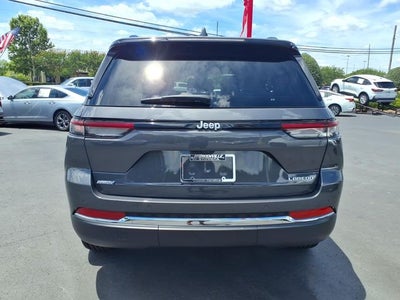2025 Jeep Grand Cherokee Laredo