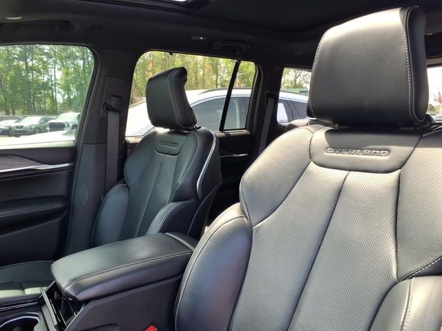 2022 Jeep Grand Cherokee Overland