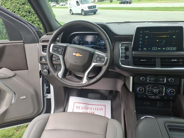 2024 Chevrolet Suburban LT