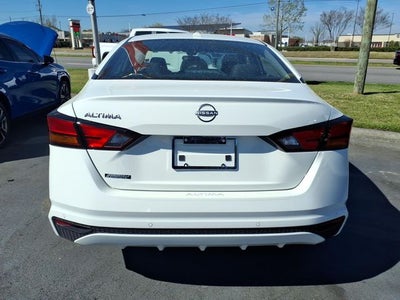 2025 Nissan Altima 2.5 SV
