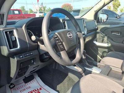2025 Nissan Frontier SV