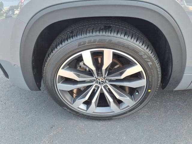 2023 Volkswagen Atlas Cross Sport 3.6L V6 SEL Premium R-Line