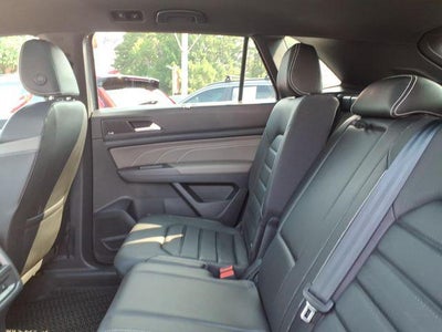 2023 Volkswagen Atlas Cross Sport 3.6L V6 SEL Premium R-Line