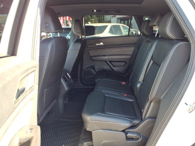 2023 Volkswagen Atlas Cross Sport 2.0T SE w/Technology