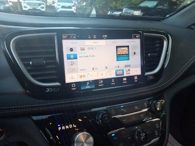 2024 Chrysler Pacifica Touring