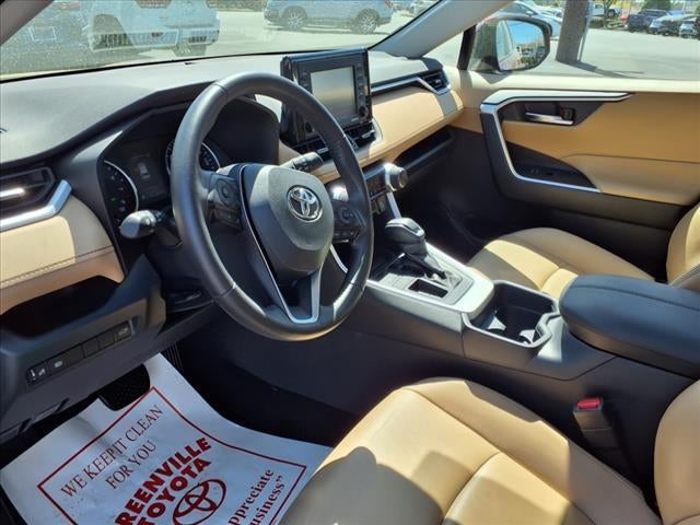 2020 Toyota RAV4 XLE Premium