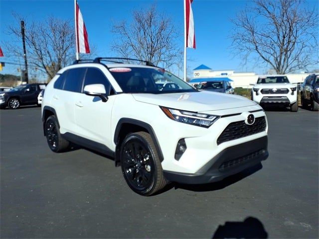 2025 Toyota RAV4 XLE Premium