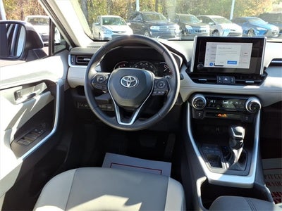 2025 Toyota RAV4 XLE Premium