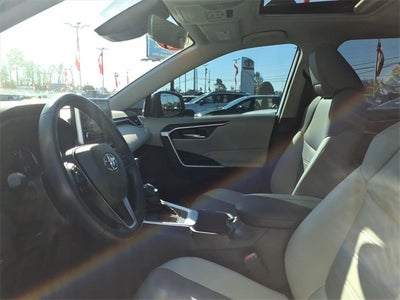 2025 Toyota RAV4 XLE Premium