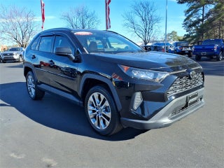 2019 Toyota RAV4 LE
