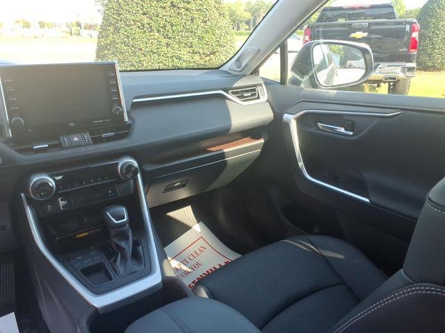 2022 Toyota RAV4 Limited