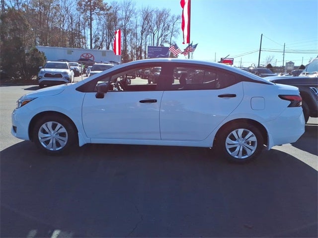 2024 Nissan Versa 1.6 S