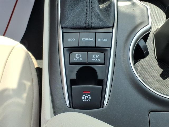 2023 Toyota Camry Hybrid XLE