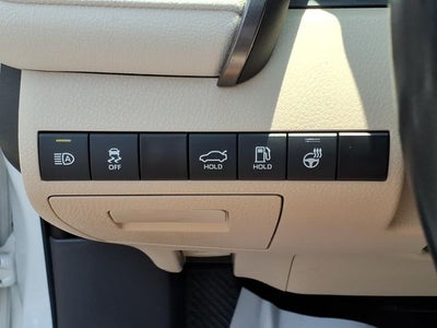 2023 Toyota Camry Hybrid XLE