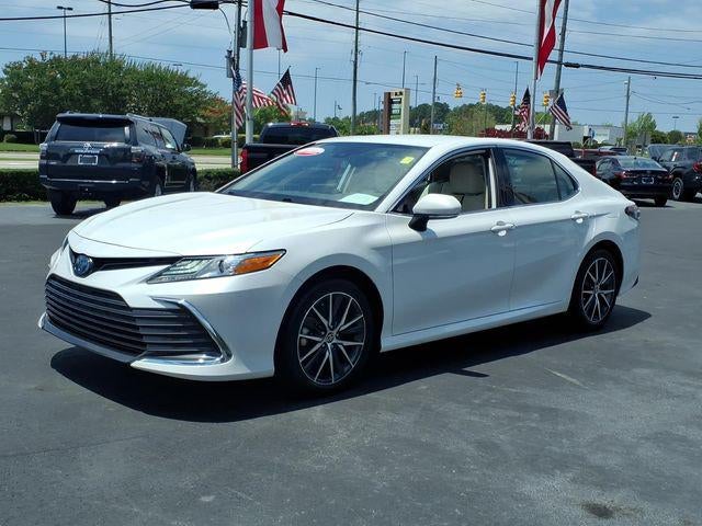 2023 Toyota Camry Hybrid XLE