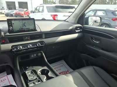 2025 Honda Pilot Base