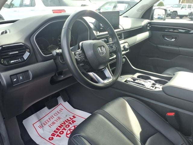 2025 Honda Pilot Base