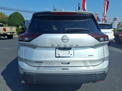 2025 Nissan Rogue SV
