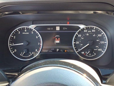 2022 Nissan Pathfinder SL