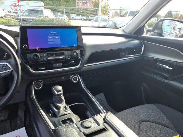 2025 Toyota Grand Highlander LE
