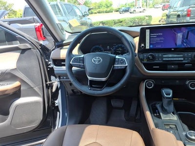 2024 Toyota Grand Highlander Platinum