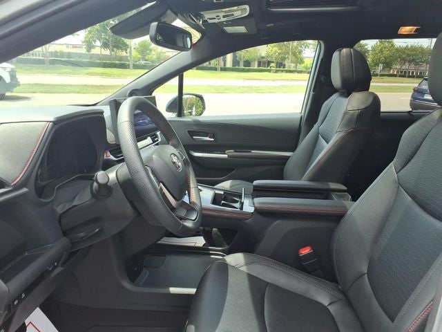 2025 Toyota Sienna XSE 7 Passenger