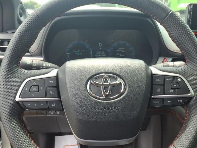2025 Toyota Sienna XSE 7 Passenger