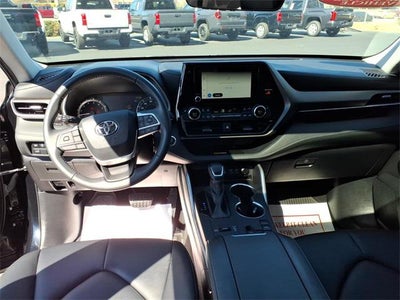 2023 Toyota Highlander XLE