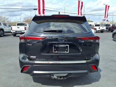 2024 Toyota Highlander XLE