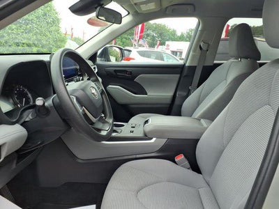 2023 Toyota Highlander L