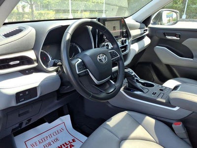 2023 Toyota Highlander XLE