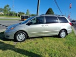 2010 Toyota Sienna LE