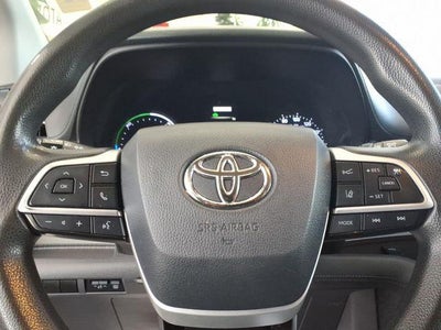 2021 Toyota Sienna LE 8 Passenger