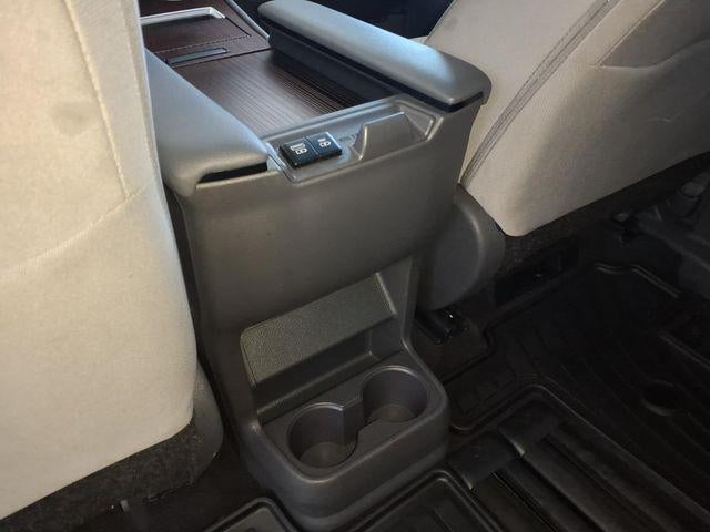 2021 Toyota Sienna LE 8 Passenger