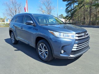 2017 Toyota Highlander Base