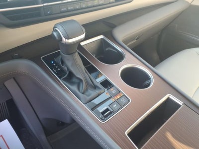 2024 Toyota Sienna XLE 8 Passenger