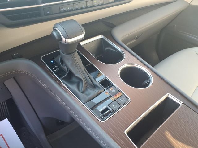 2024 Toyota Sienna XLE 8 Passenger