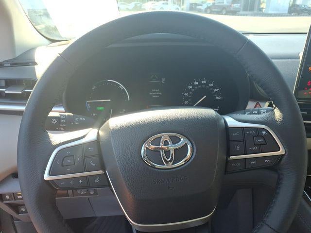 2024 Toyota Sienna XLE 8 Passenger