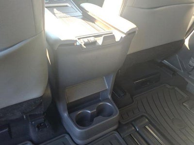 2024 Toyota Sienna XLE 8 Passenger