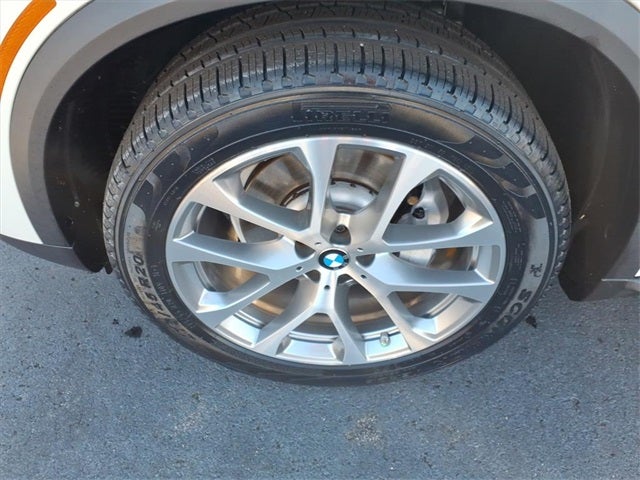 2023 BMW X5 sDrive40i