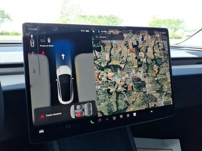 2025 Tesla Model 3 Base