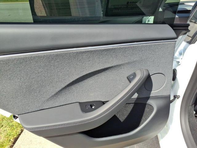 2025 Tesla Model 3 Base