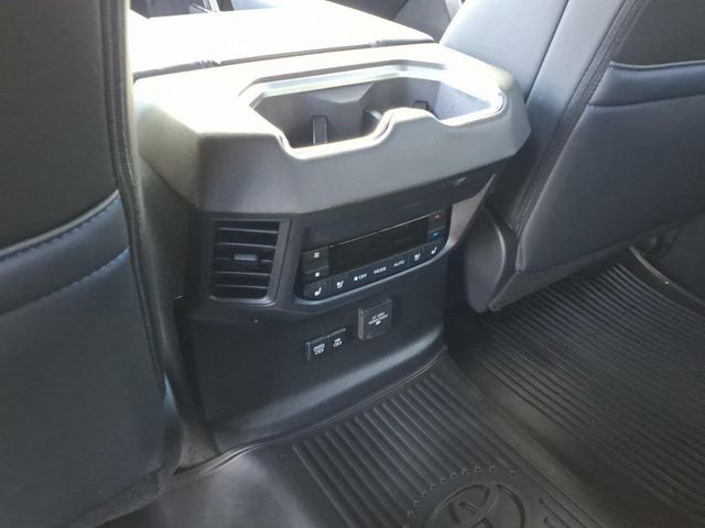 2025 Toyota Sequoia Platinum