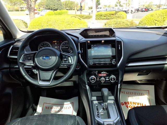 2022 Subaru Forester Premium