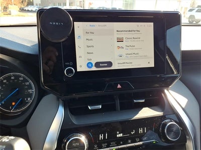 2023 Toyota Venza LE