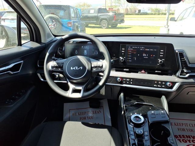 2024 Kia Sportage Hybrid LX