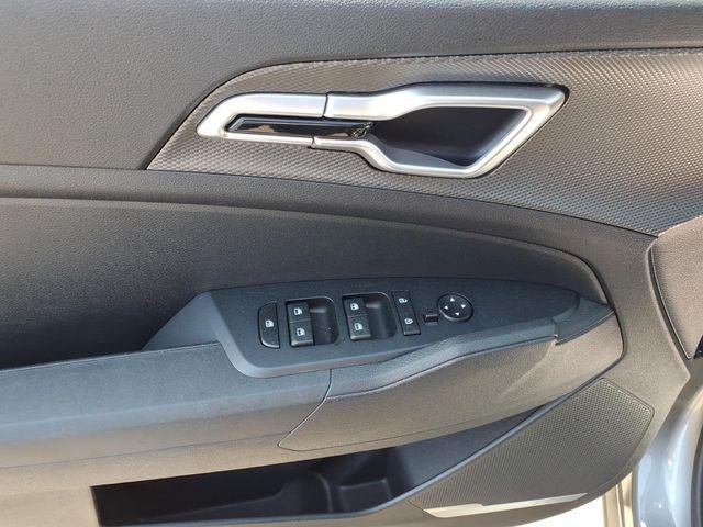 2024 Kia Sportage Hybrid LX